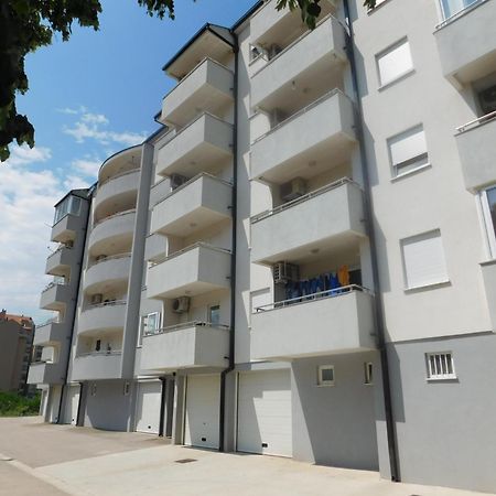 Appartement Stan à Trebinje Extérieur photo