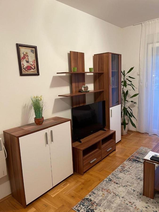 Appartement Stan à Trebinje Extérieur photo