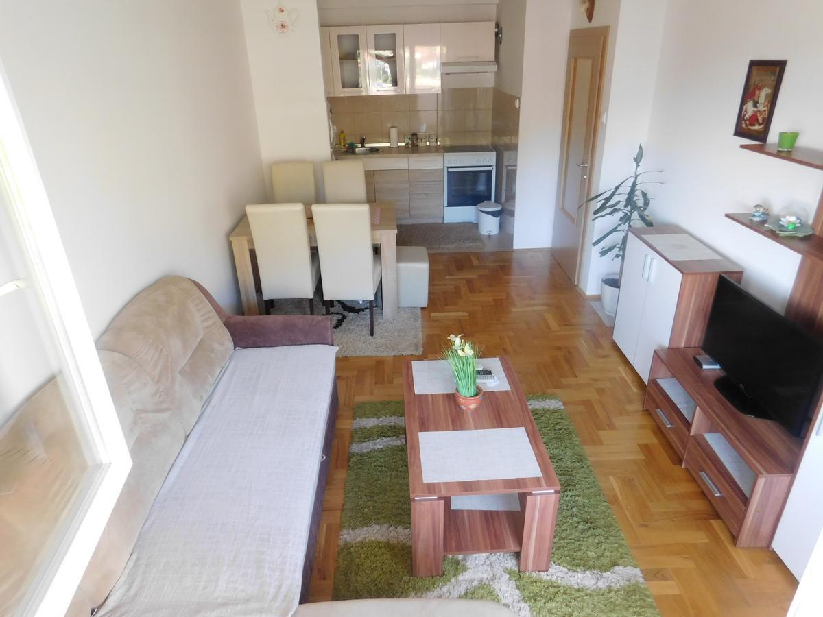 Appartement Stan à Trebinje Extérieur photo
